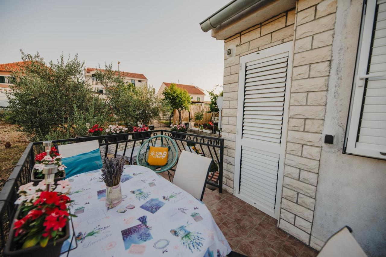 Studio Apartmant Tonka Šibenik Buitenkant foto